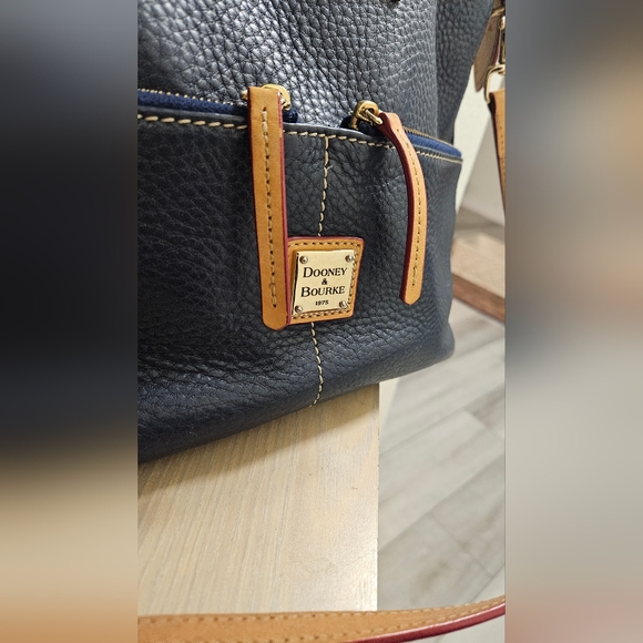 Dooney & Bourke Dillen Black Double Pocket Satchel Shoulder Handbag MSRP $398 - Picture 3 of 13